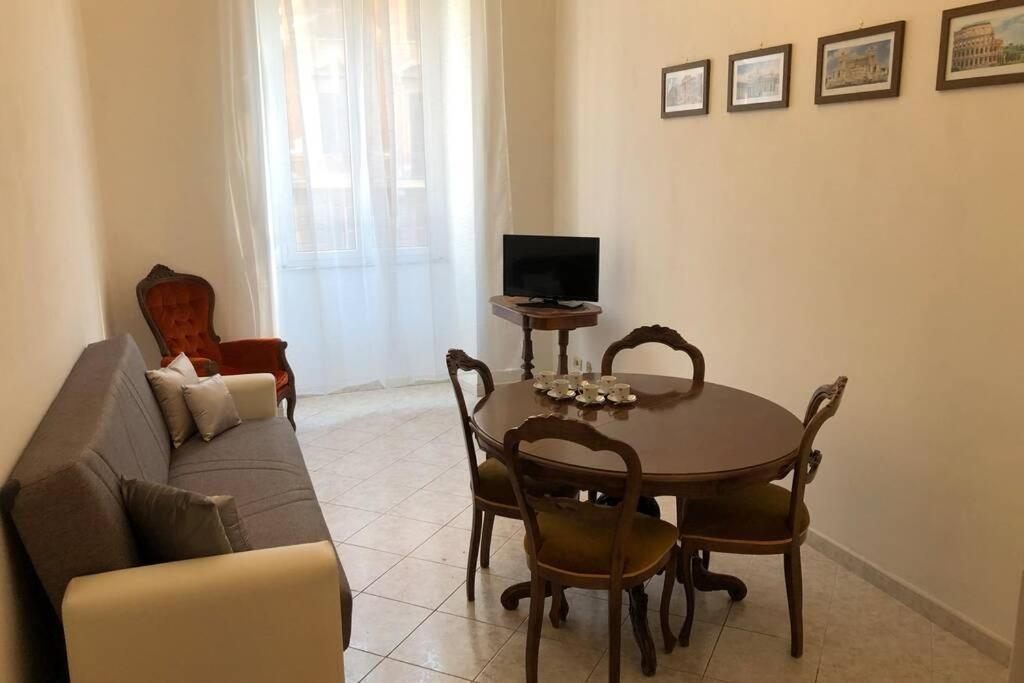 Apartament La Casa Di Rosa Rzym Zewnętrze zdjęcie
